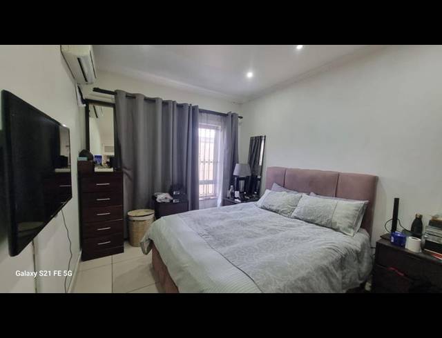 3 BEDROOM PROPERTY TO RENT IN OVERPORT